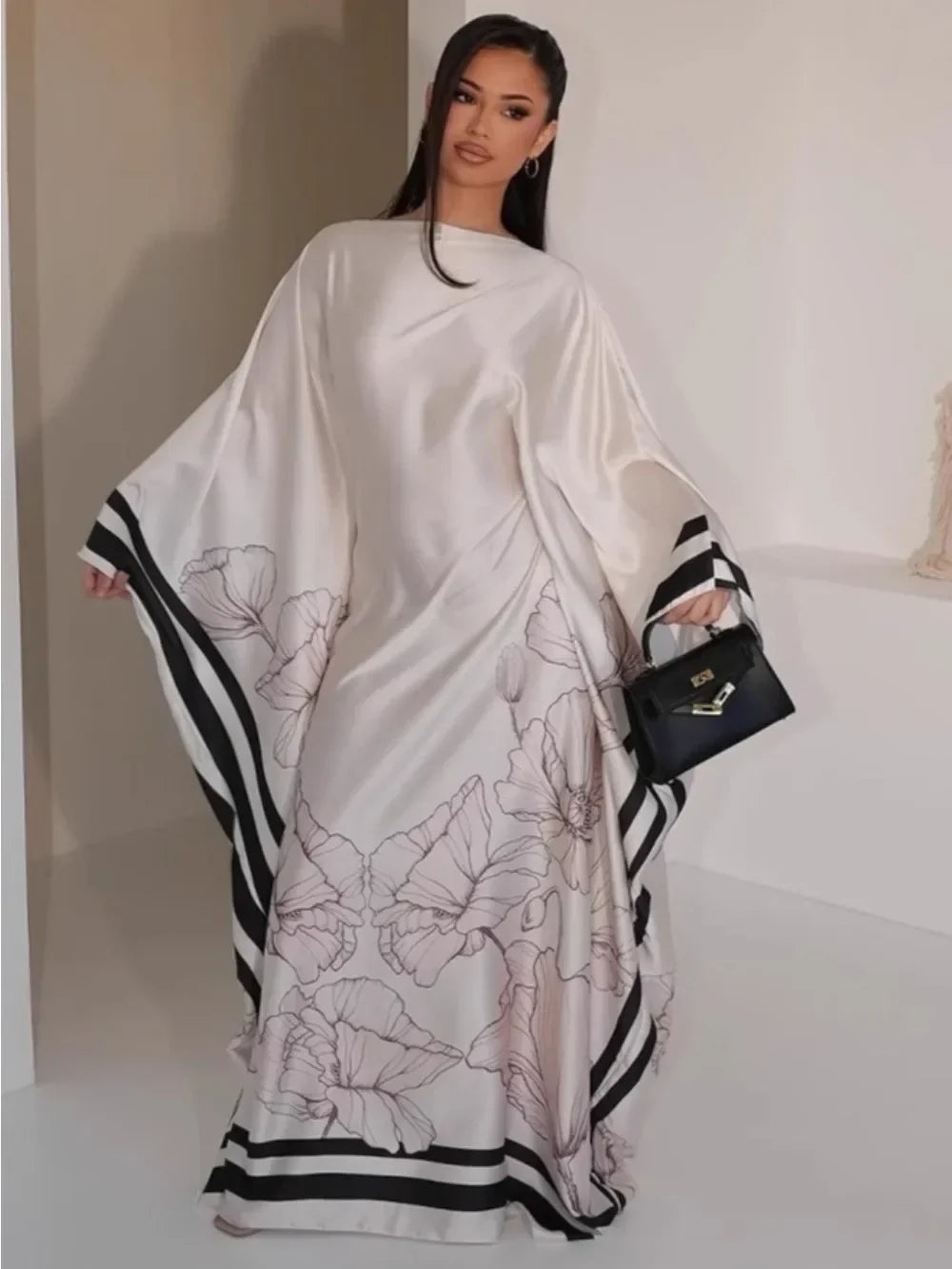 Vestido Giorgina - O must-have das style queens (tendência de dubai)