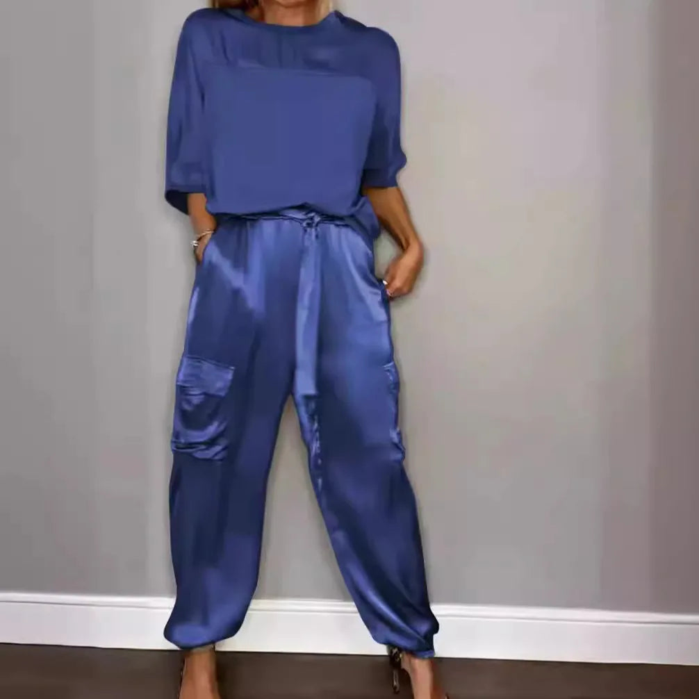 Conjunto Valeria - O puro cetim mais amado pelas trendsetters europeias