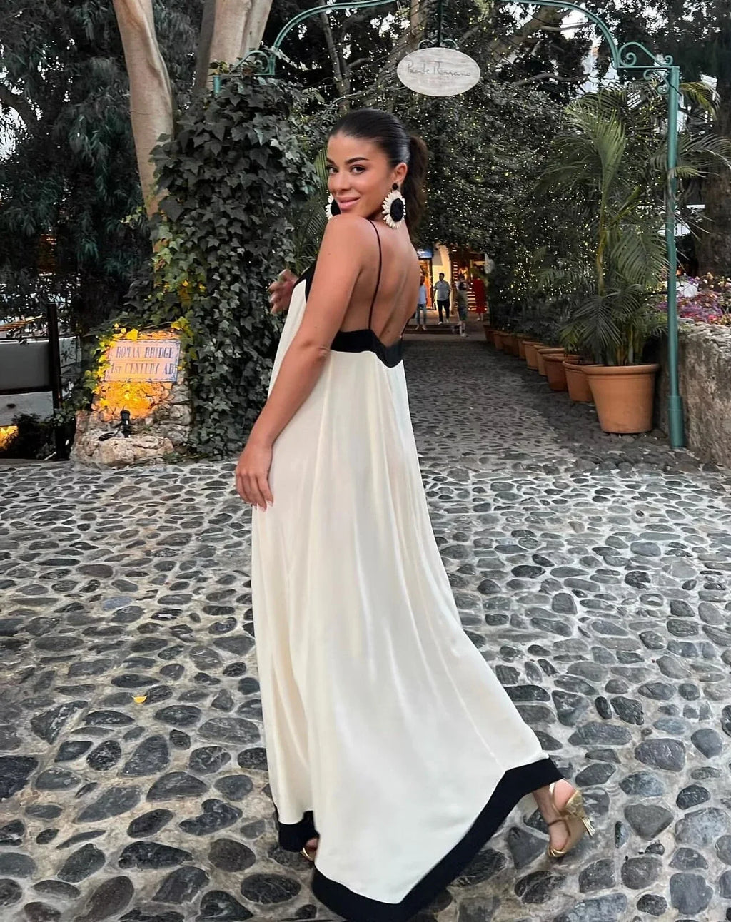 Vestido Mademoiselle - (Têndencia Francesa)